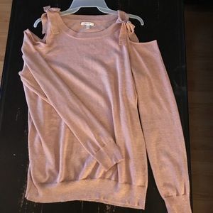 Pink metallic fiber sweater with open shoulders